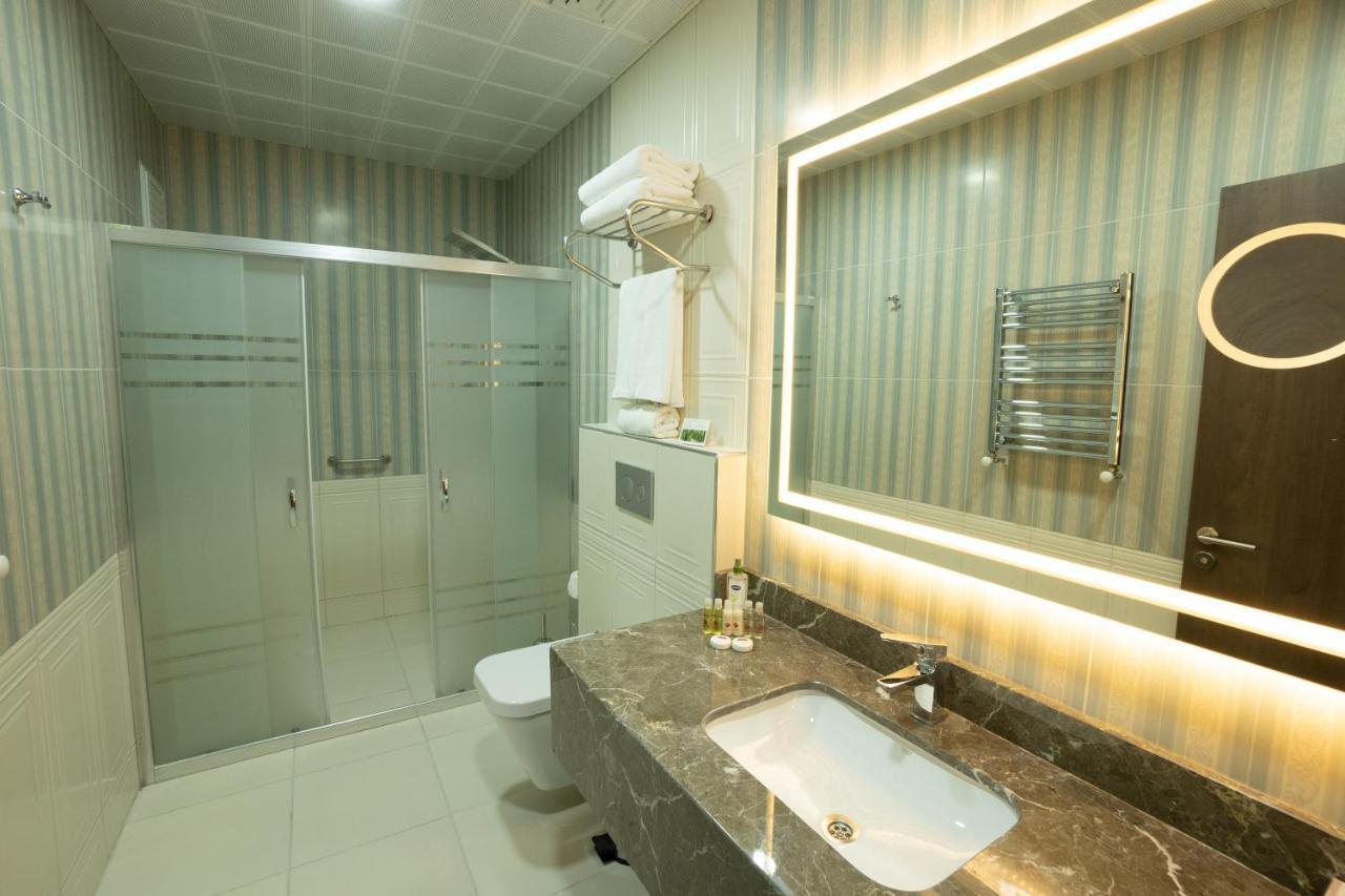 Ramada Encore By Wyndham Istanbul Avcilar Exteriör bild